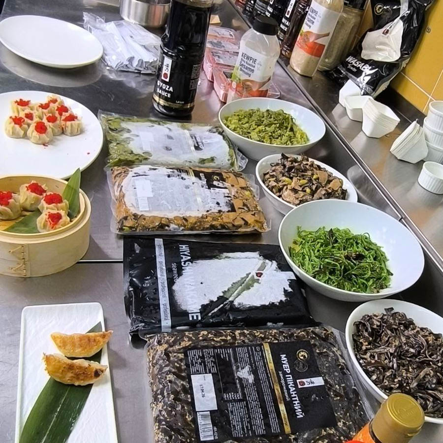 Дамплінги в асортименті Морського Дому