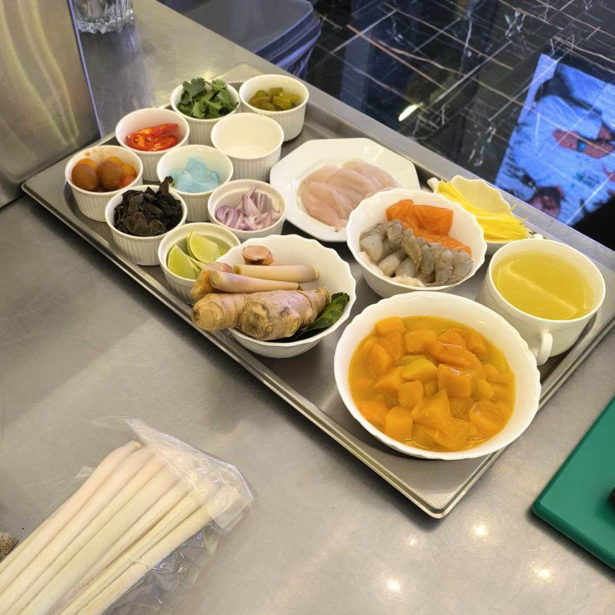 Інгредієнти для супу Том Ям з продукції Морського Дому